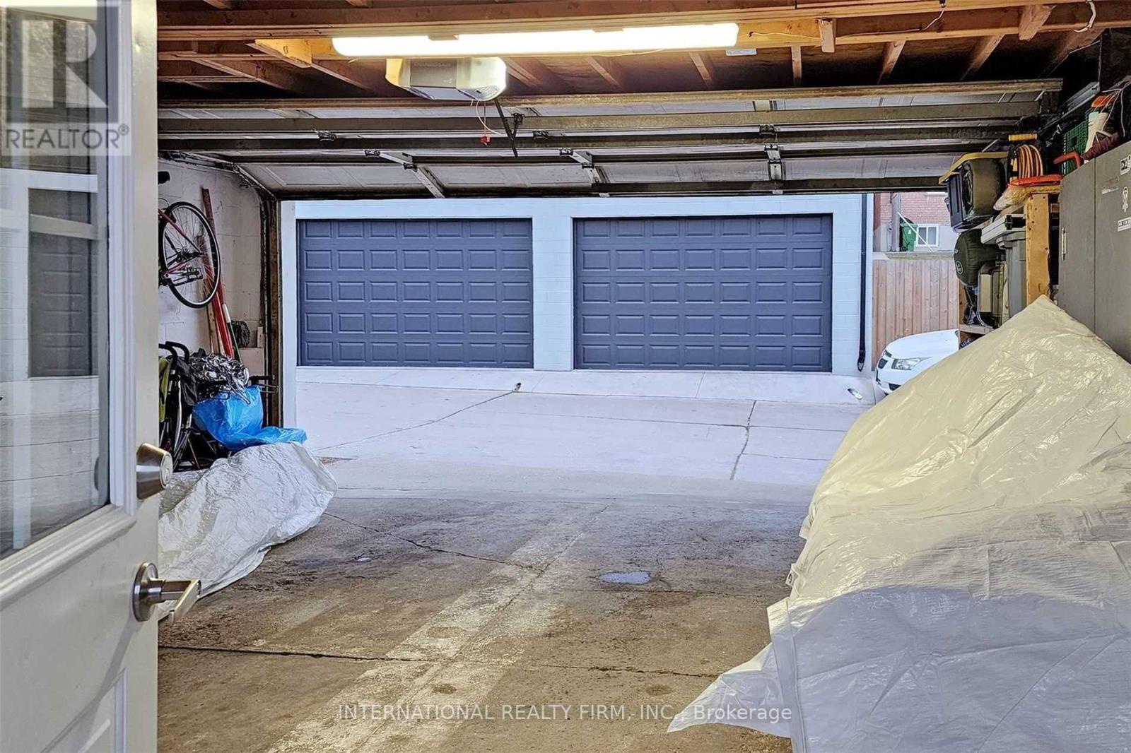 297 Gilbert Avenue, Toronto (caledonia-fairbank), Ontario