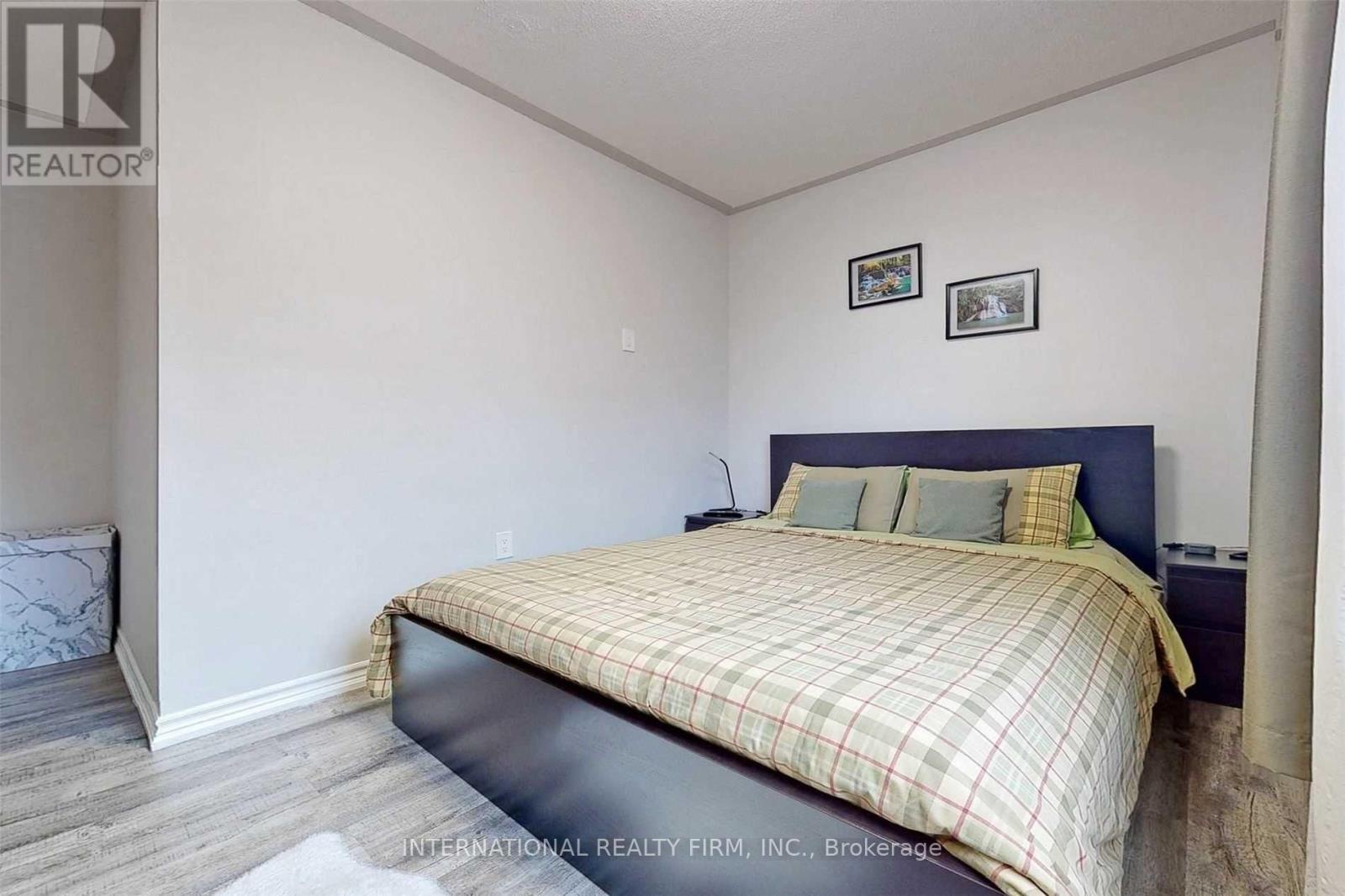 297 Gilbert Avenue, Toronto (caledonia-fairbank), Ontario