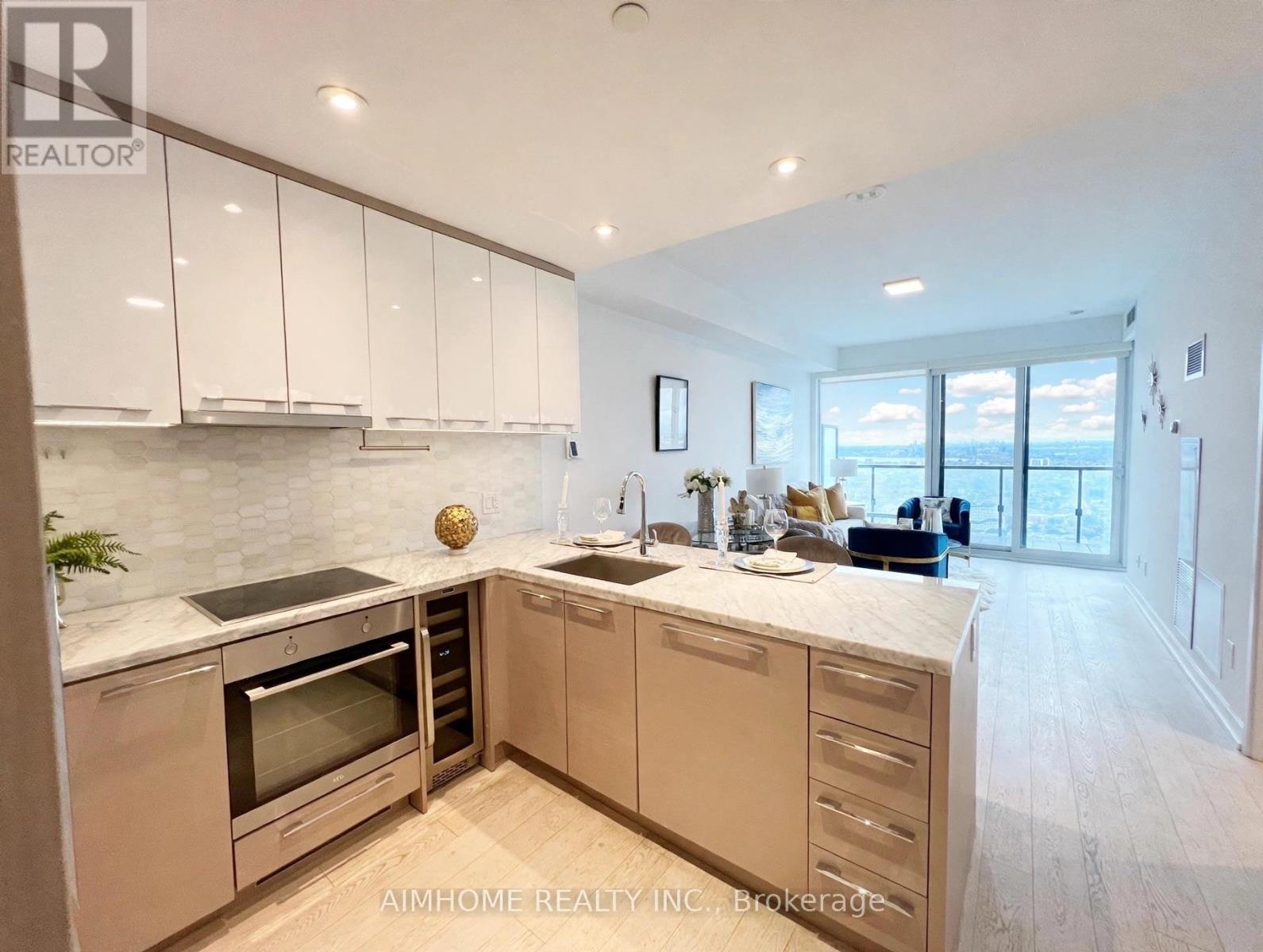 4412 - 488 University Avenue, Toronto (kensington-chinatown), Ontario