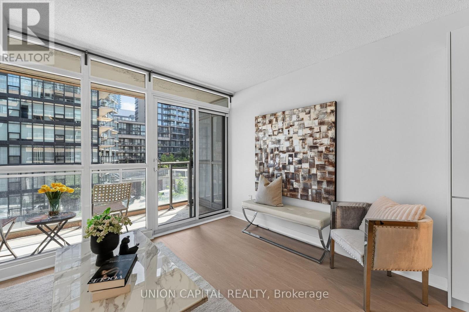 551 - 10 Capreol Court, Toronto (waterfront Communities), Ontario