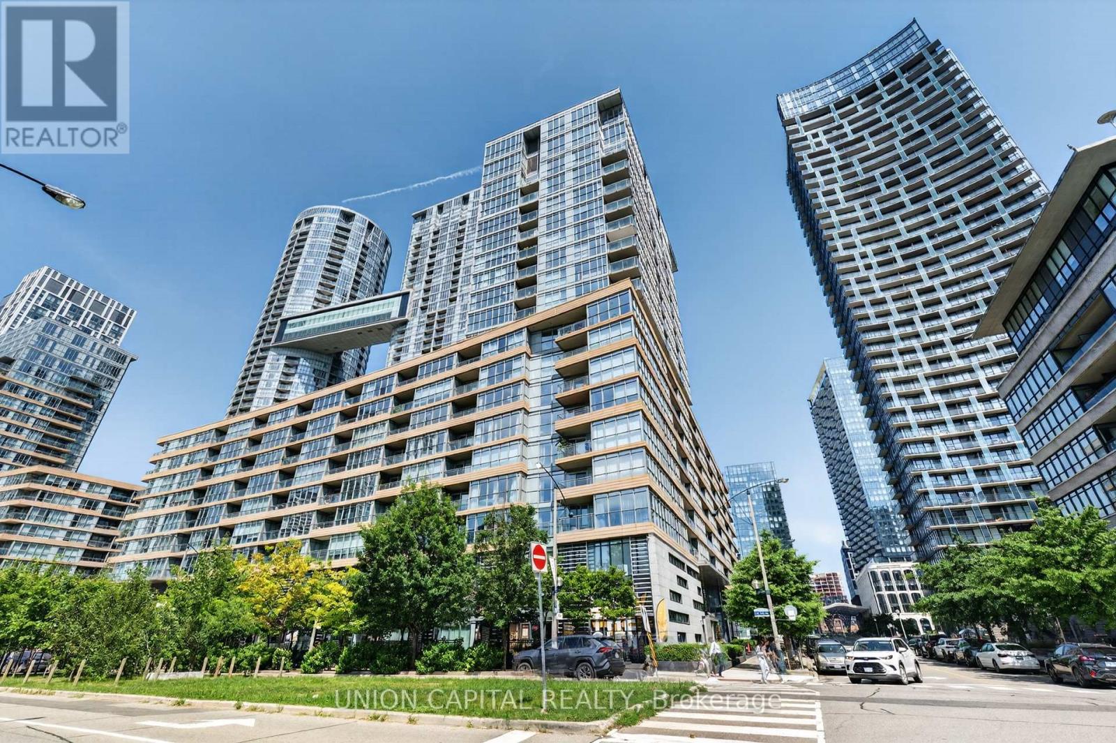 551 - 10 Capreol Court, Toronto (waterfront Communities), Ontario