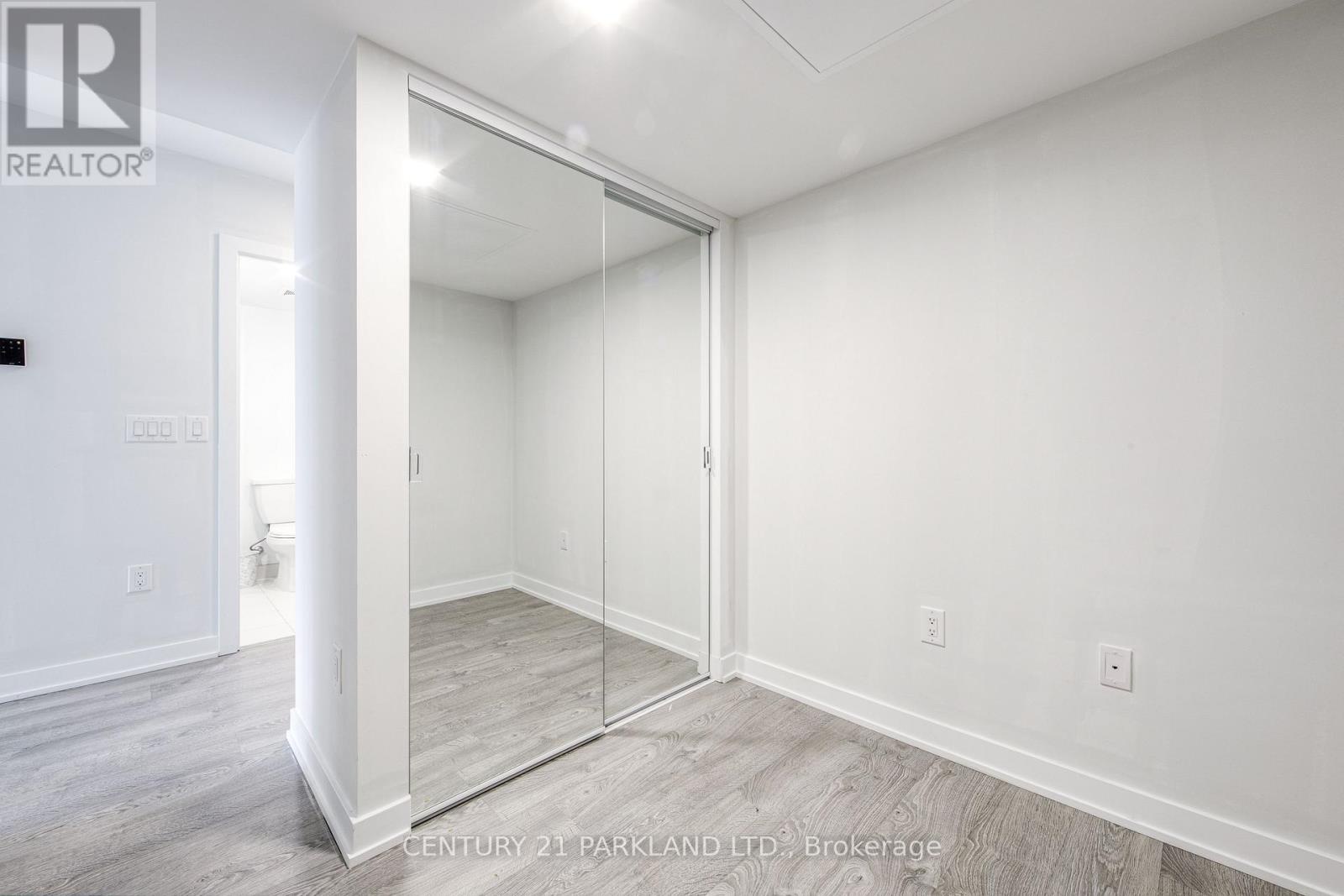 607 - 50 Mccaul Street, Toronto (kensington-chinatown), Ontario
