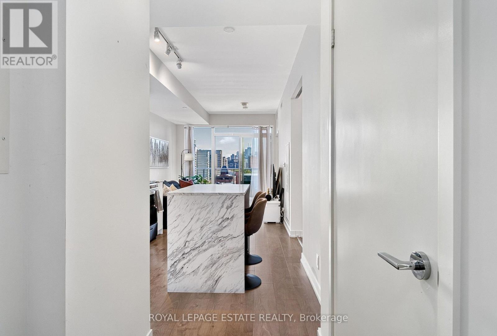 626 - 270 Dufferin Street, Toronto (south Parkdale), Ontario