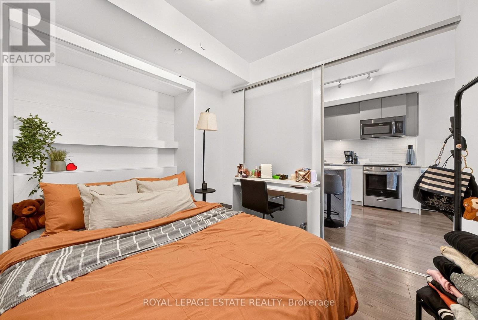 626 - 270 Dufferin Street, Toronto (south Parkdale), Ontario