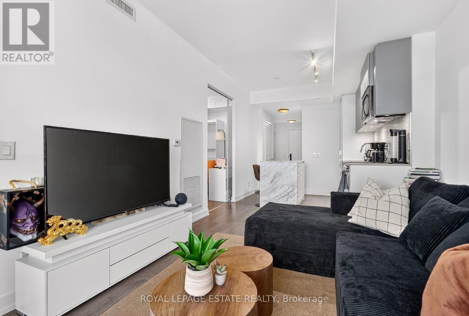 626 - 270 Dufferin Street, Toronto (south Parkdale), Ontario