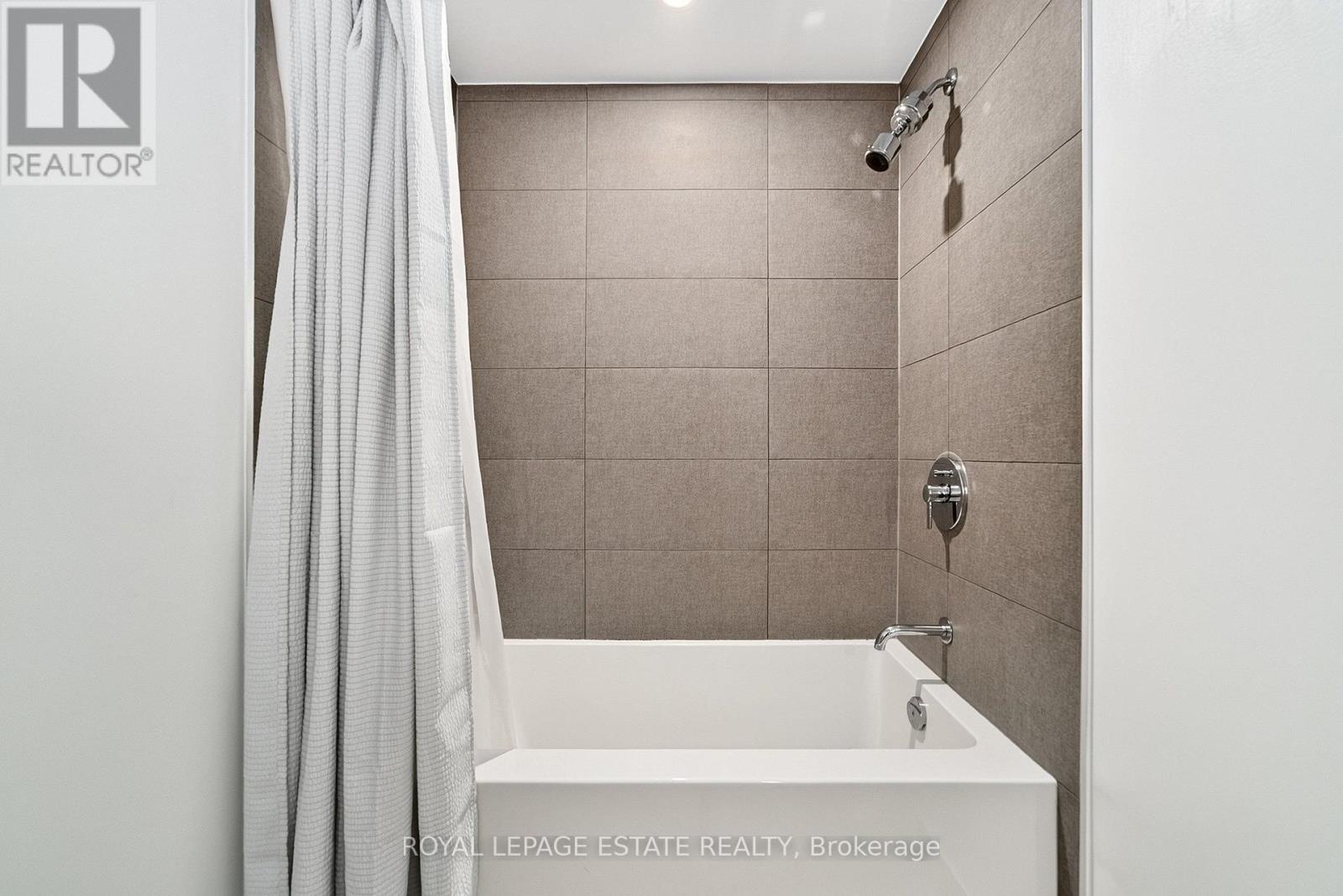 626 - 270 Dufferin Street, Toronto (south Parkdale), Ontario