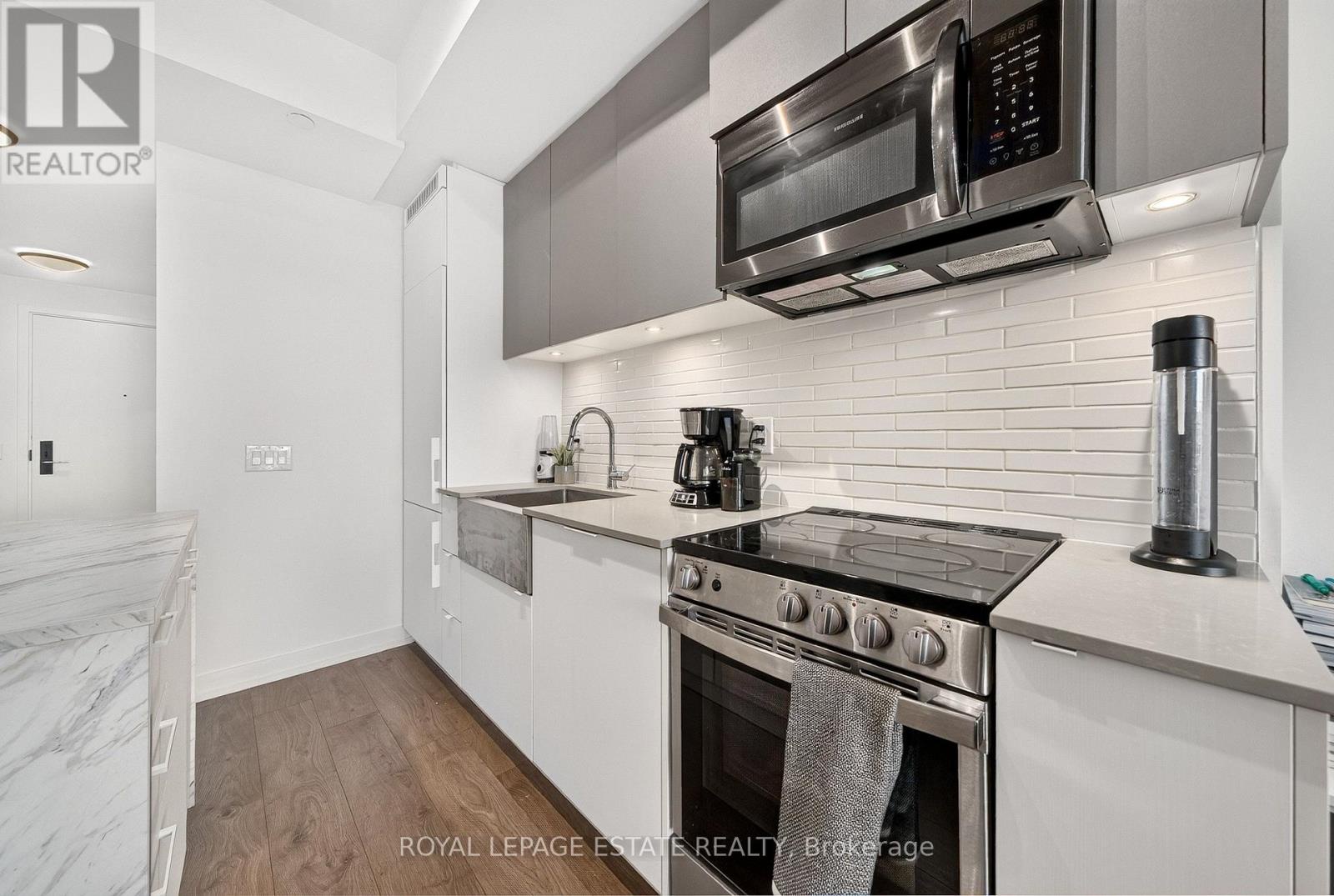 626 - 270 Dufferin Street, Toronto (south Parkdale), Ontario