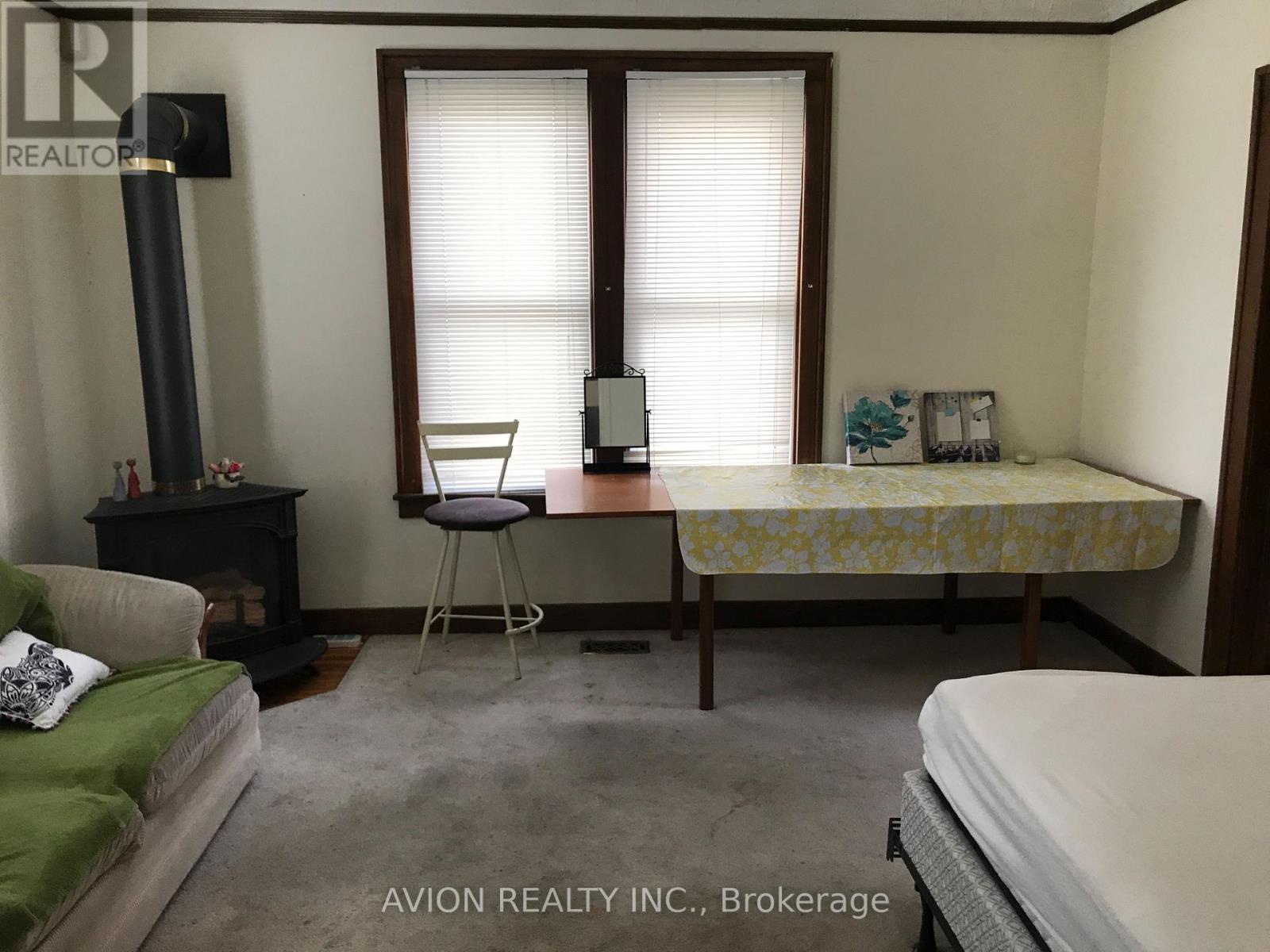 3095 Peter Street, Windsor, Ontario