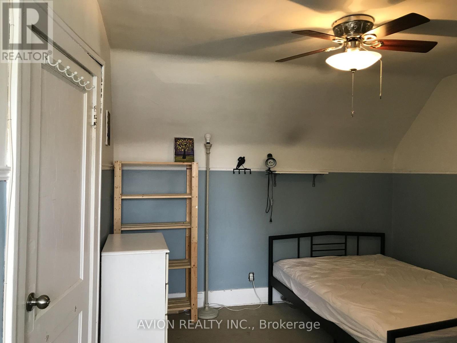 3095 Peter Street, Windsor, Ontario
