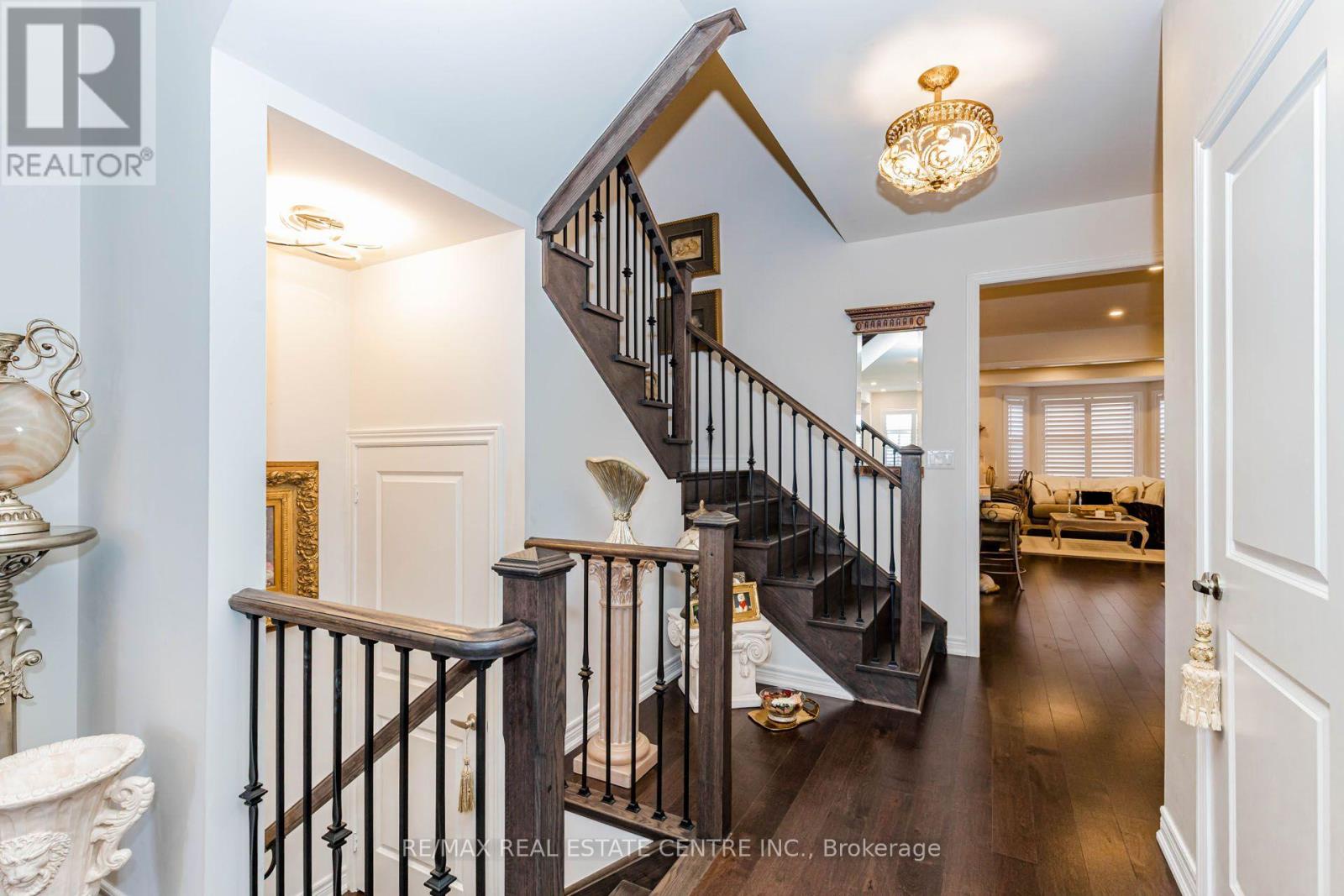 4061 Channing Crescent, Oakville (go Glenorchy), Ontario