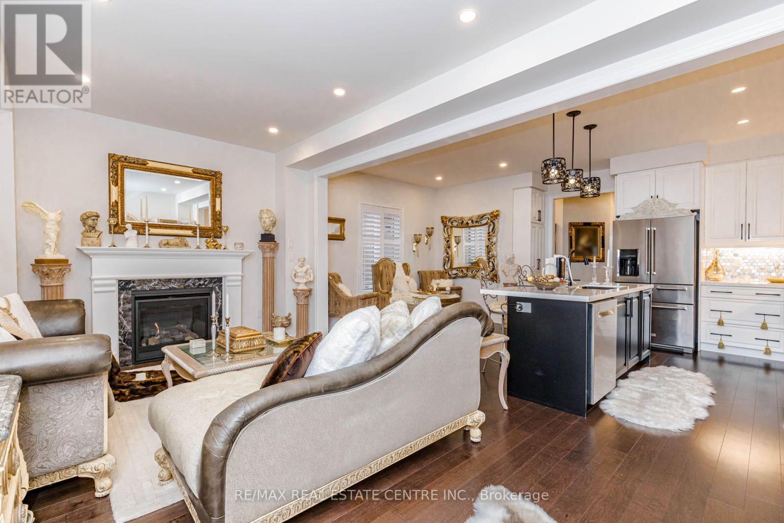4061 Channing Crescent, Oakville (go Glenorchy), Ontario