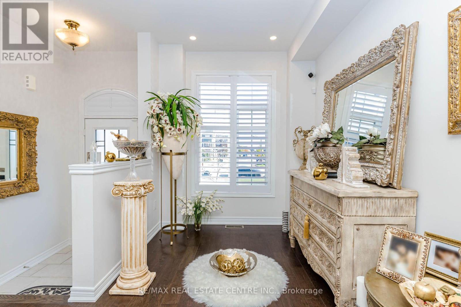 4061 Channing Crescent, Oakville (go Glenorchy), Ontario