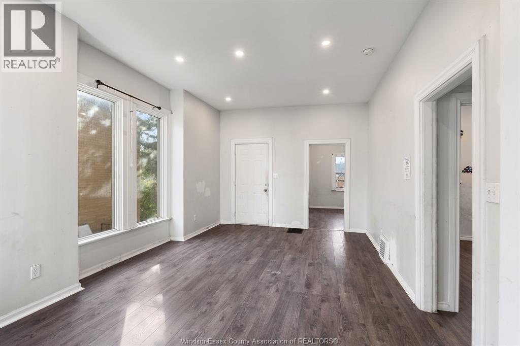458-460 Wahketa Street, Windsor, Ontario