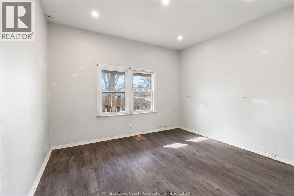 458-460 Wahketa Street, Windsor, Ontario