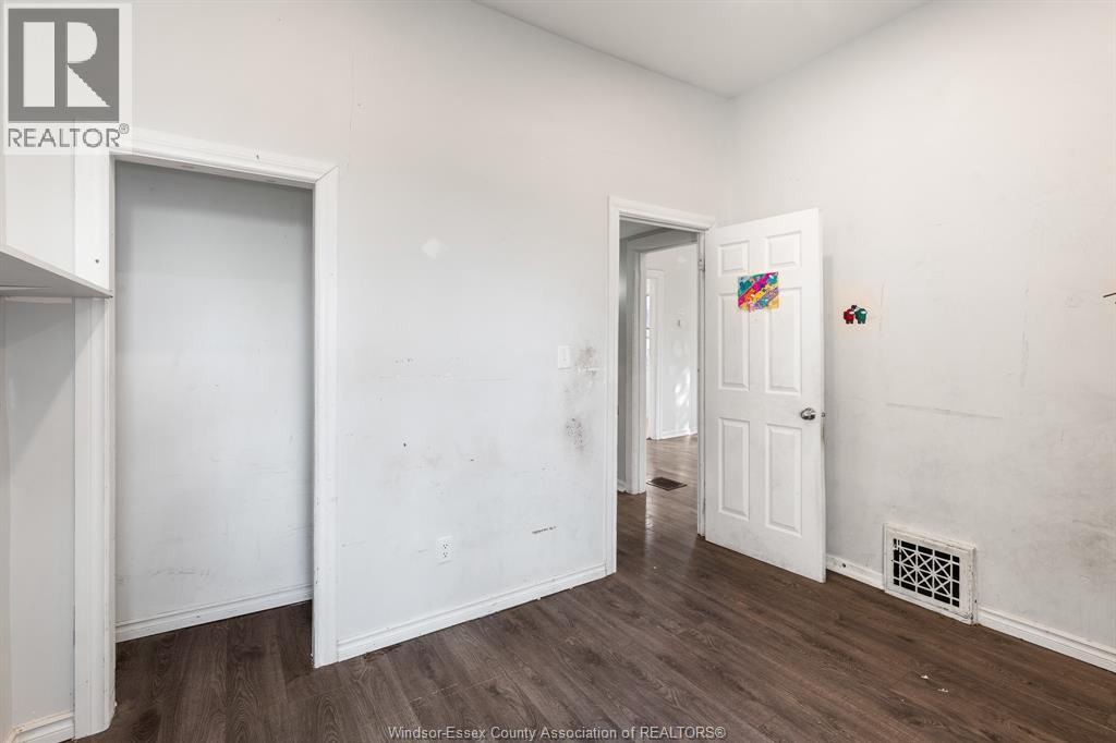 458-460 Wahketa Street, Windsor, Ontario
