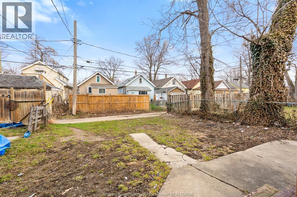 458-460 Wahketa Street, Windsor, Ontario