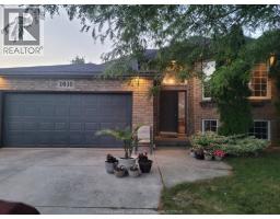 1610 Chornoby CRESCENT