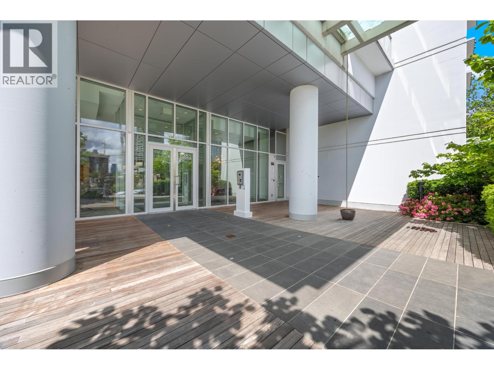 Th307 2351 Beta Avenue, Burnaby, British Columbia