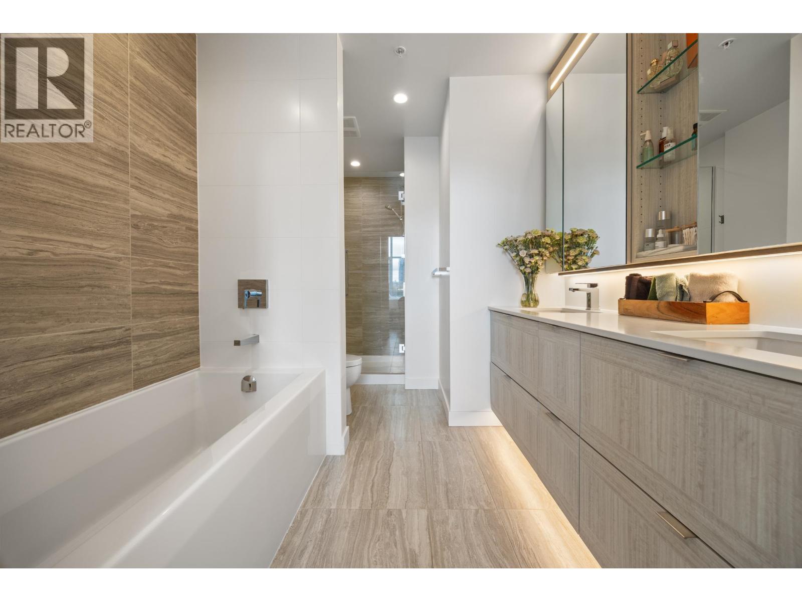 Th307 2351 Beta Avenue, Burnaby, British Columbia