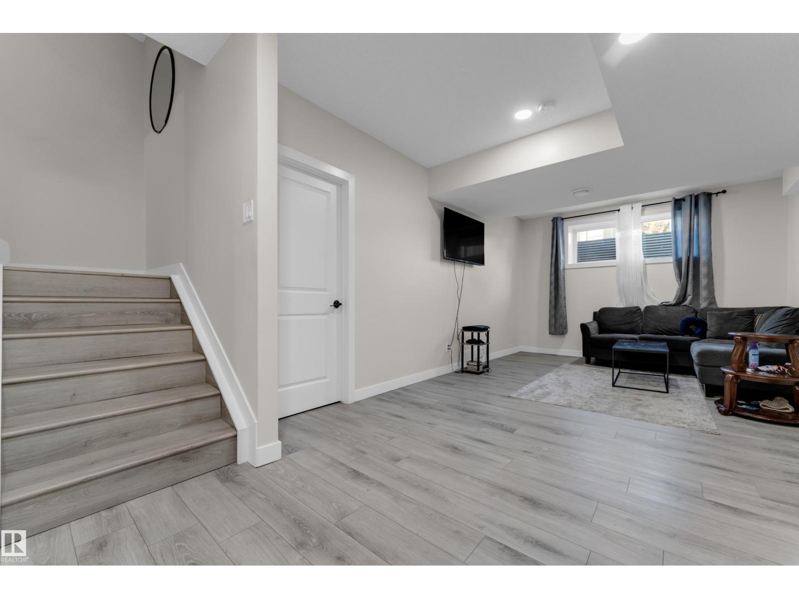 6019 180 Av Nw, Edmonton, Alberta