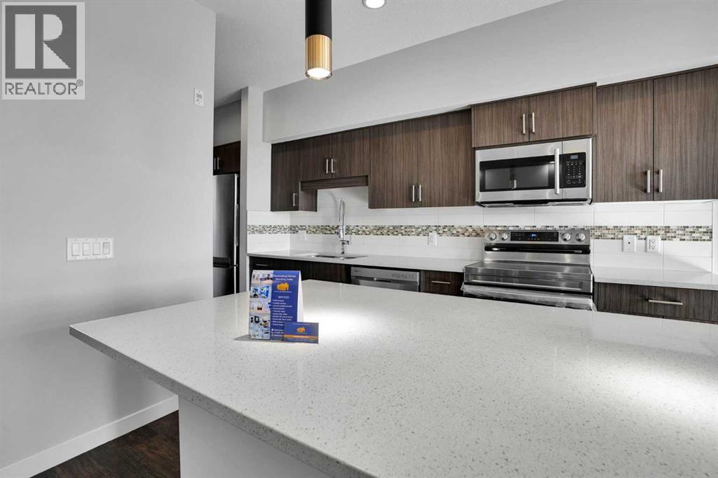 8354 9 Avenue Sw, Calgary, Alberta