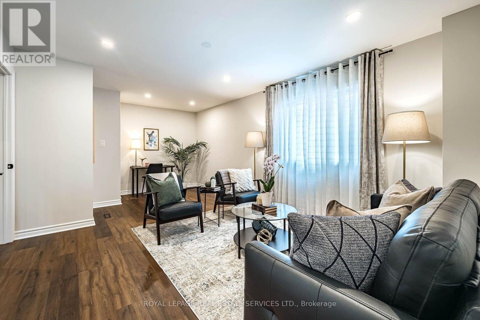 1045 Mannington Lane, Mississauga (rathwood), Ontario