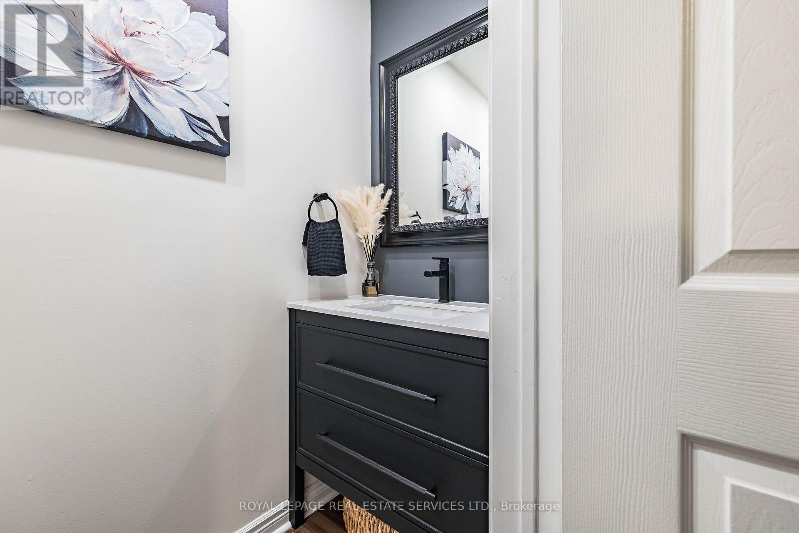 1045 Mannington Lane, Mississauga (rathwood), Ontario