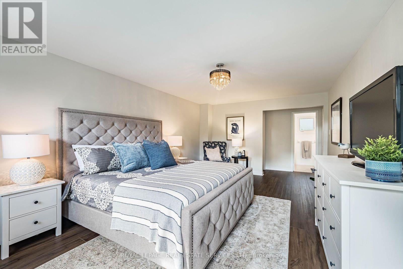 1045 Mannington Lane, Mississauga (rathwood), Ontario