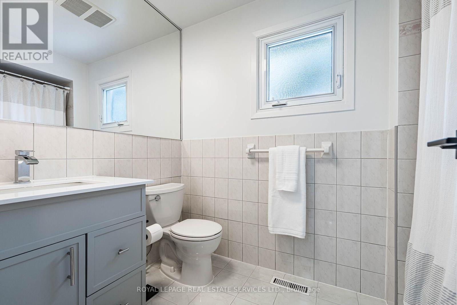 1045 Mannington Lane, Mississauga (rathwood), Ontario