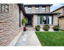 1045 MANNINGTON LANE