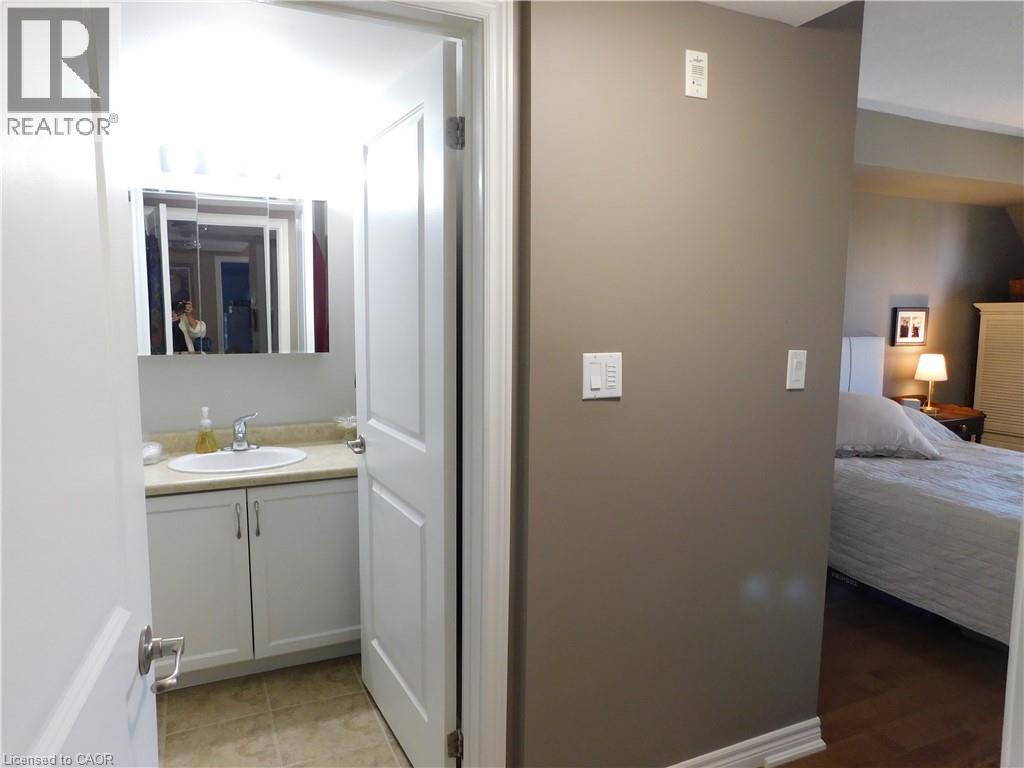 56 Kerman Avenue Unit# 311, Grimsby, Ontario