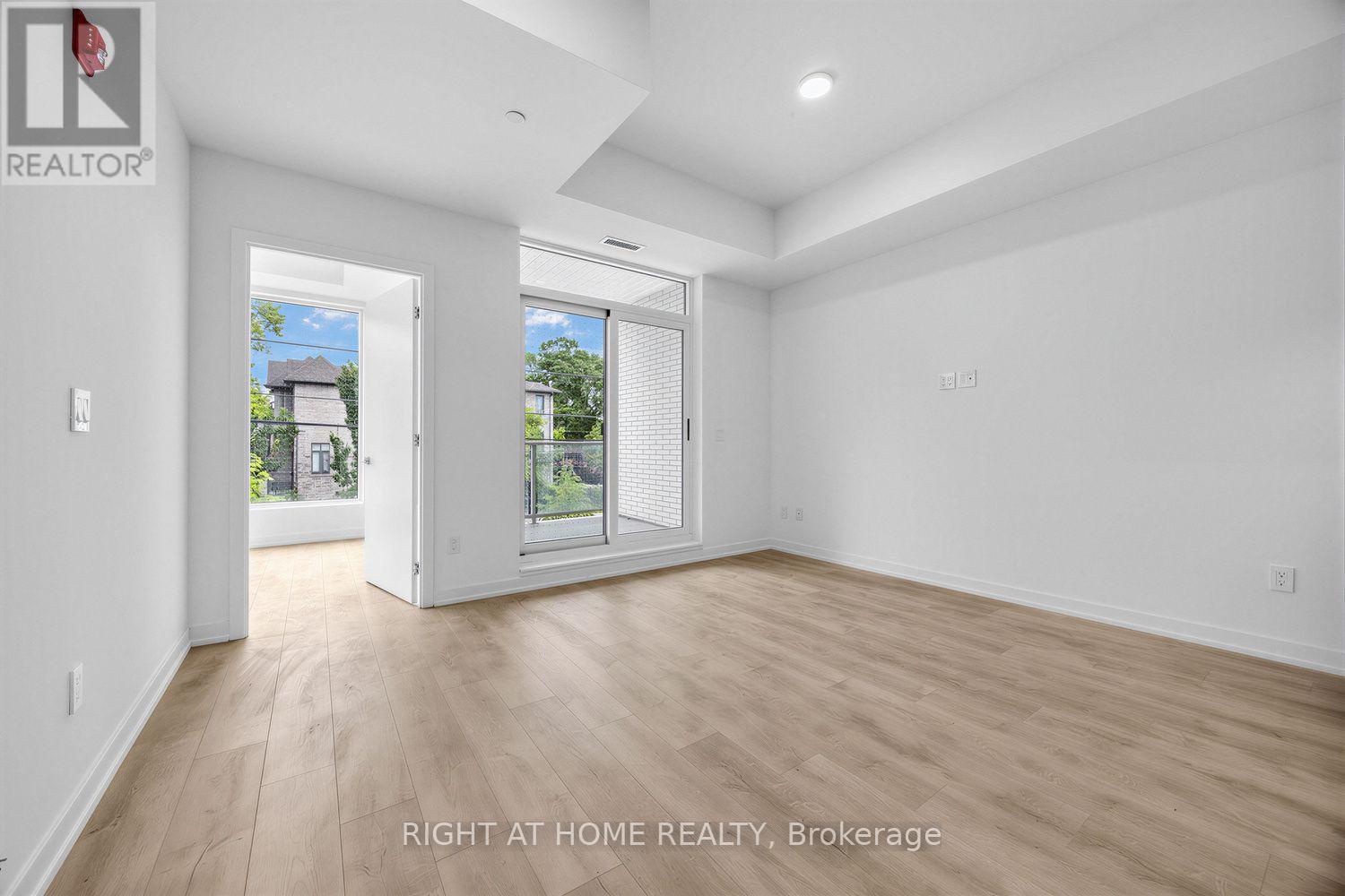 207 - 722 Marlee Avenue, Toronto (yorkdale-glen Park), Ontario