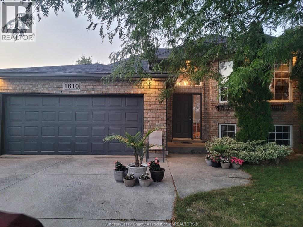 1610 Chornoby Crescent, Tecumseh, Ontario