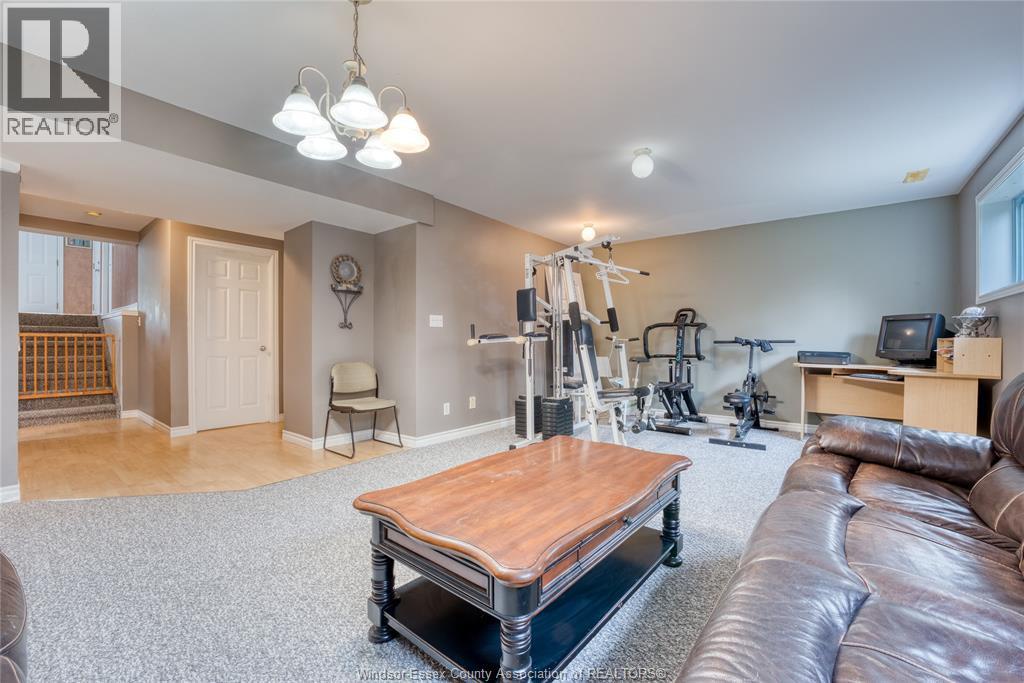 1610 Chornoby Crescent, Tecumseh, Ontario