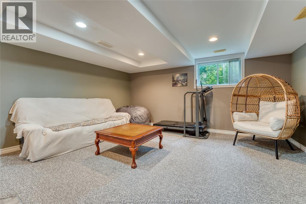 1610 Chornoby Crescent, Tecumseh, Ontario