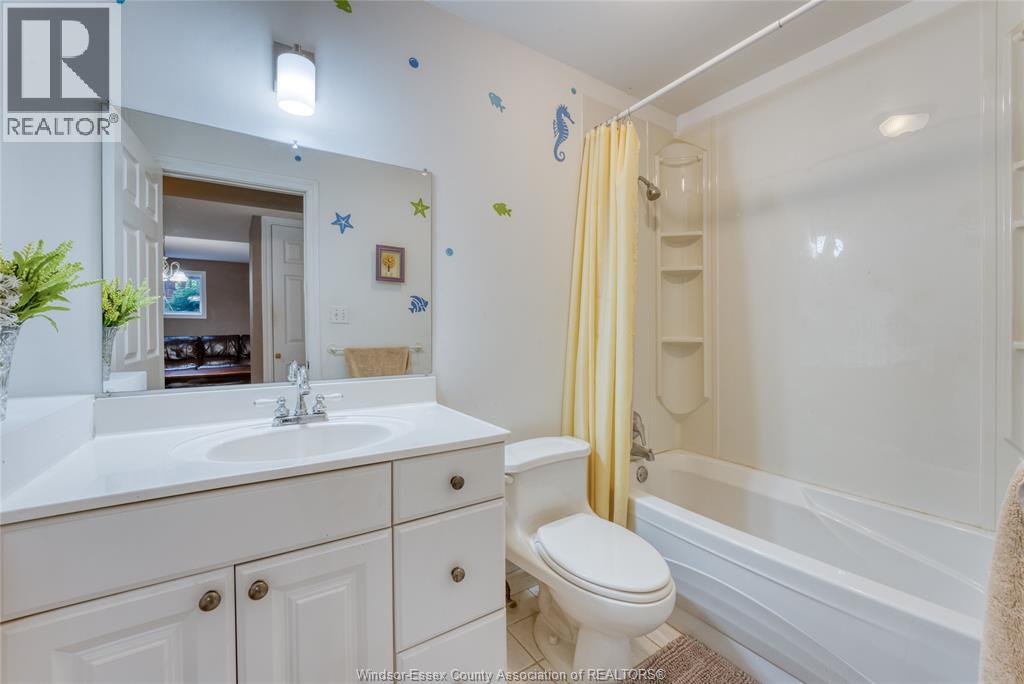 1610 Chornoby Crescent, Tecumseh, Ontario