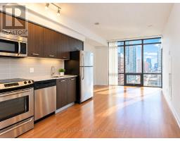 1009 - 832 BAY STREET