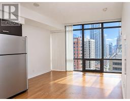 1009 - 832 BAY STREET
