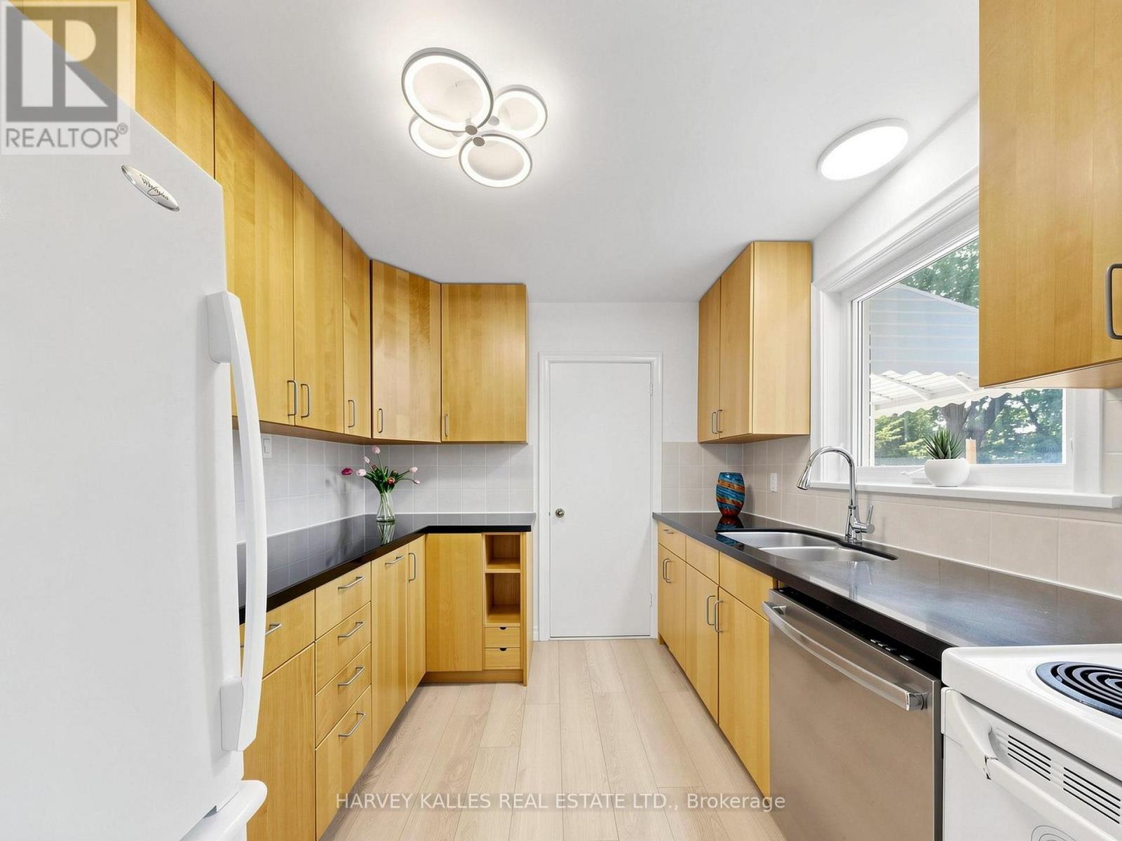 87 Combe Avenue, Toronto (bathurst Manor), Ontario