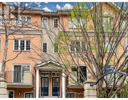 1520 - 28 SOMMERSET WAY