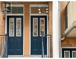 1520 - 28 SOMMERSET WAY