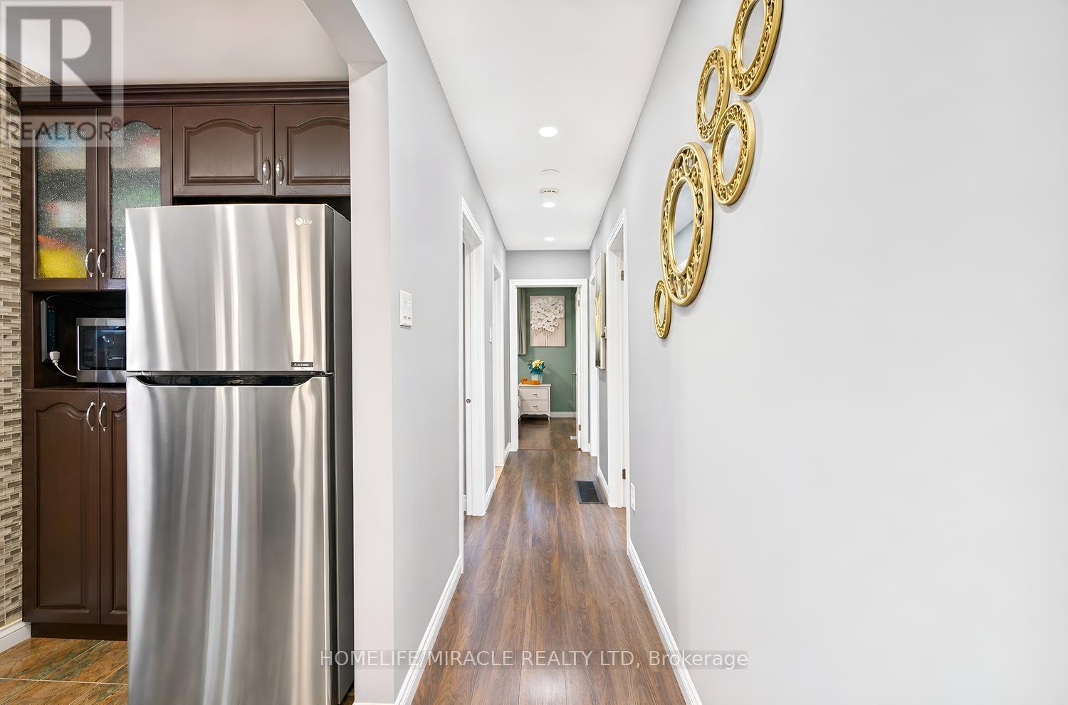 14 Tinton Crescent, Toronto (west Humber-clairville), Ontario