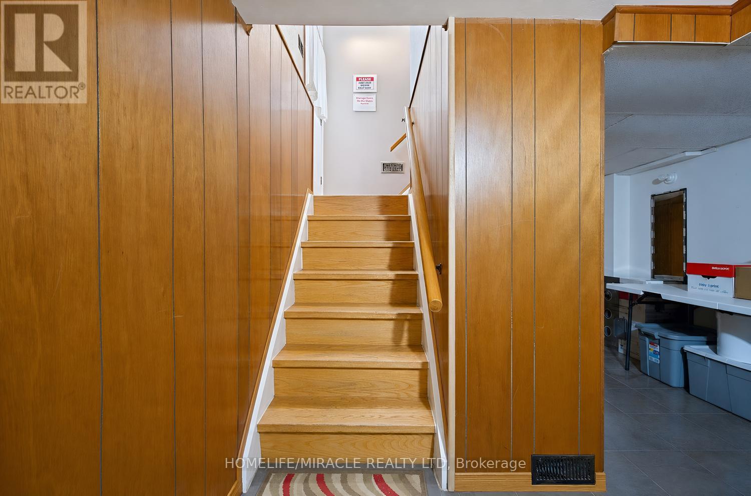 14 Tinton Crescent, Toronto (west Humber-clairville), Ontario