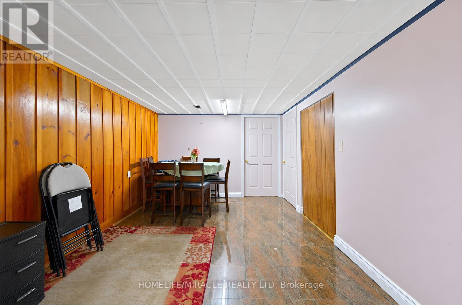 14 Tinton Crescent, Toronto (west Humber-clairville), Ontario