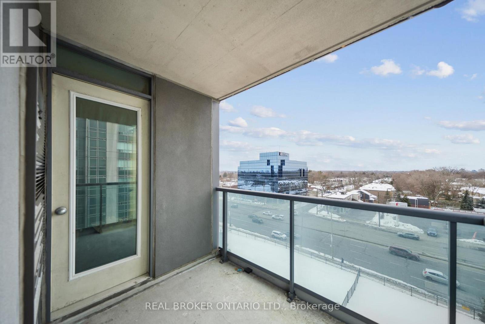 808 - 28 Harrison Garden Boulevard, Toronto (willowdale East), Ontario