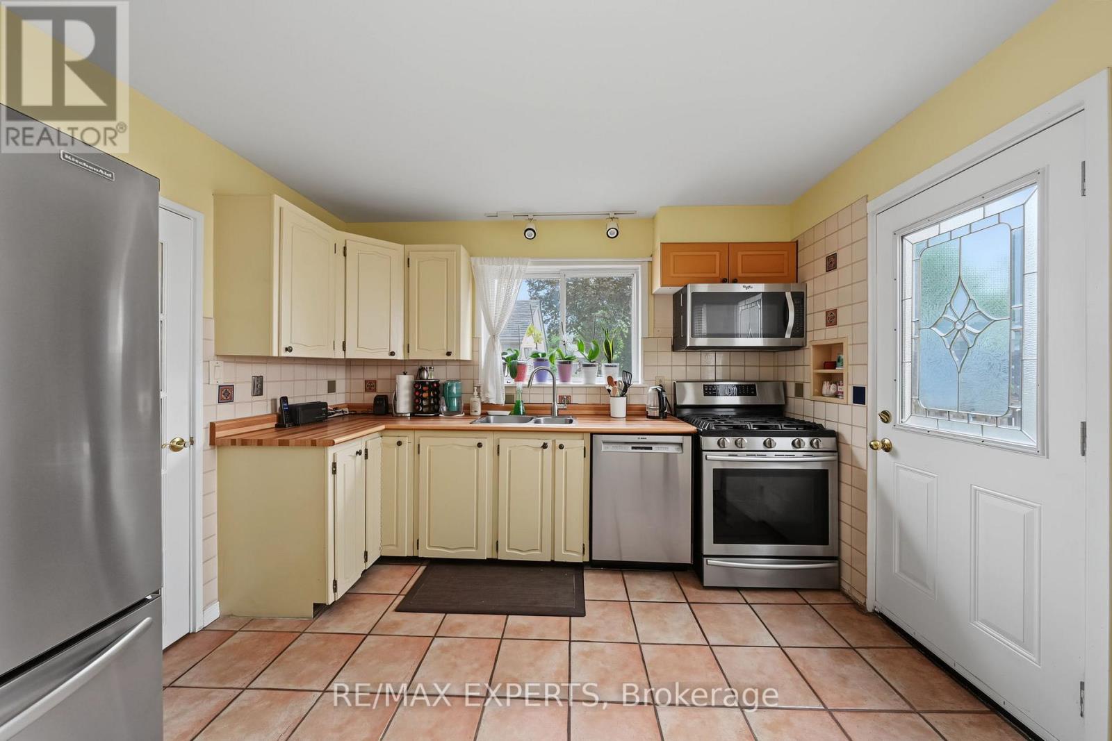 71 Dogwood Crescent, Toronto (bendale), Ontario