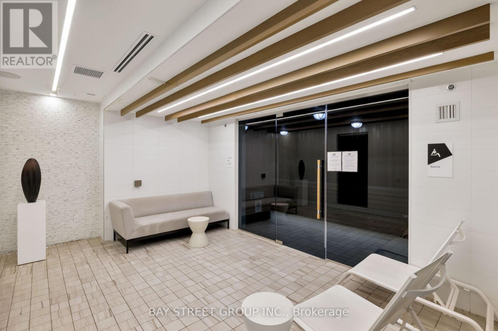 405 - 80 Vanauley Street, Toronto (kensington-chinatown), Ontario