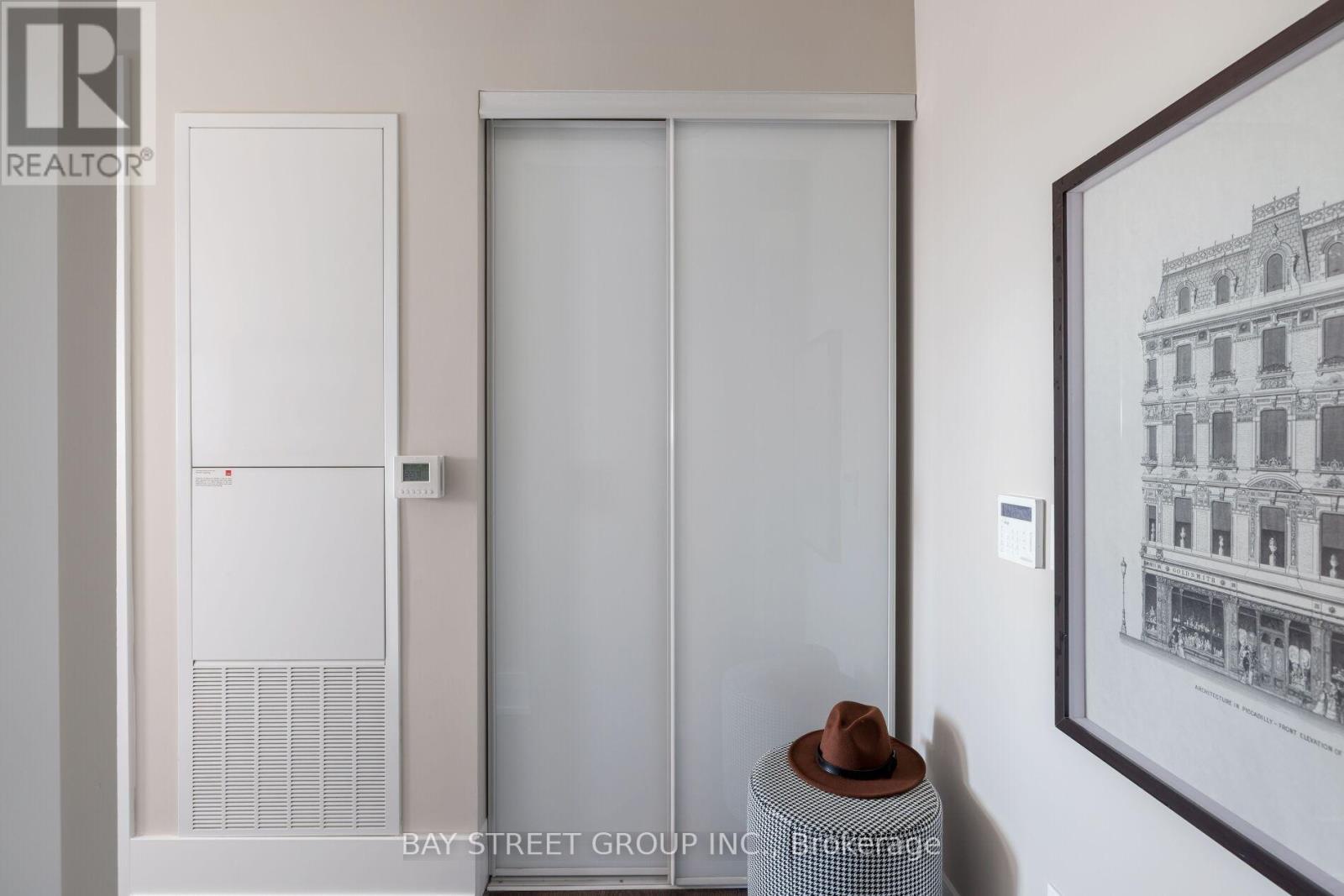 405 - 80 Vanauley Street, Toronto (kensington-chinatown), Ontario
