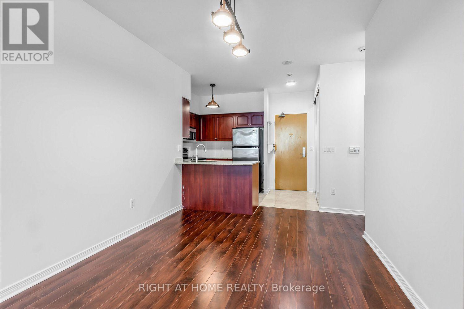 107 - 509 Beecroft Avenue, Toronto (willowdale West), Ontario