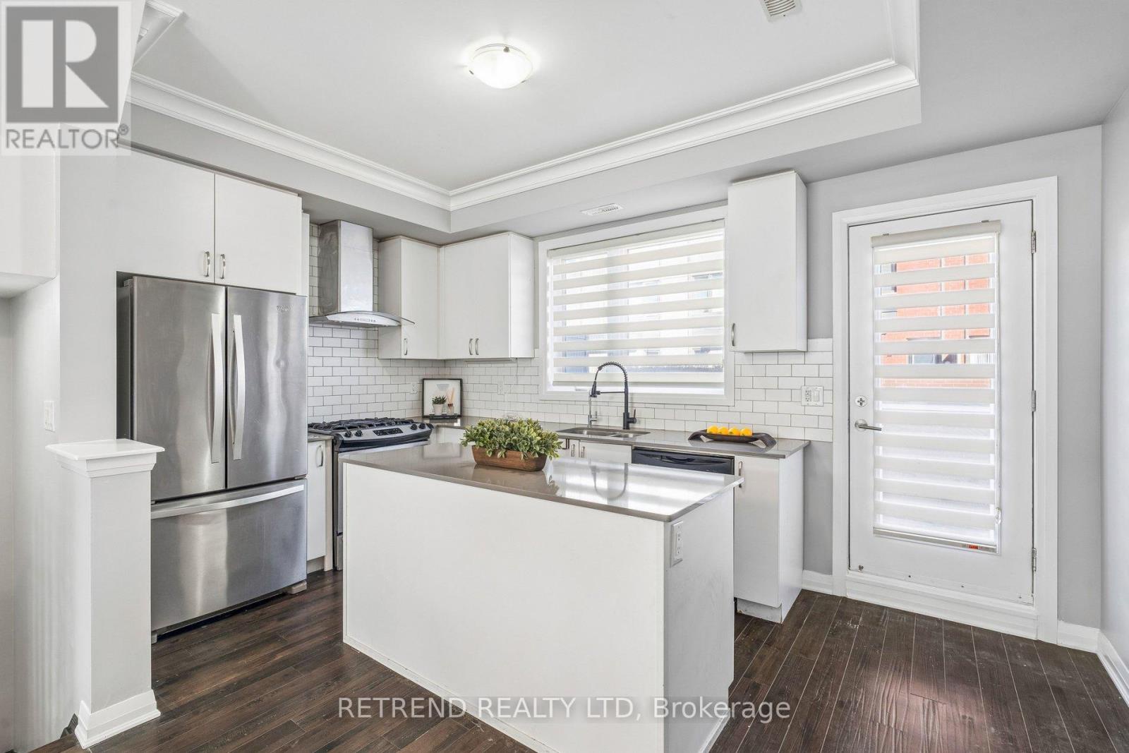 5 - 50 Thomas Mulholland Drive, Toronto (downsview-roding-cfb), Ontario